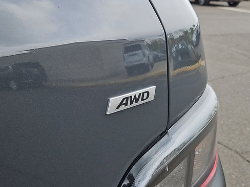 Used 2023 Hyundai Kona SE w/ Cargo Package AWD/4WD image 30