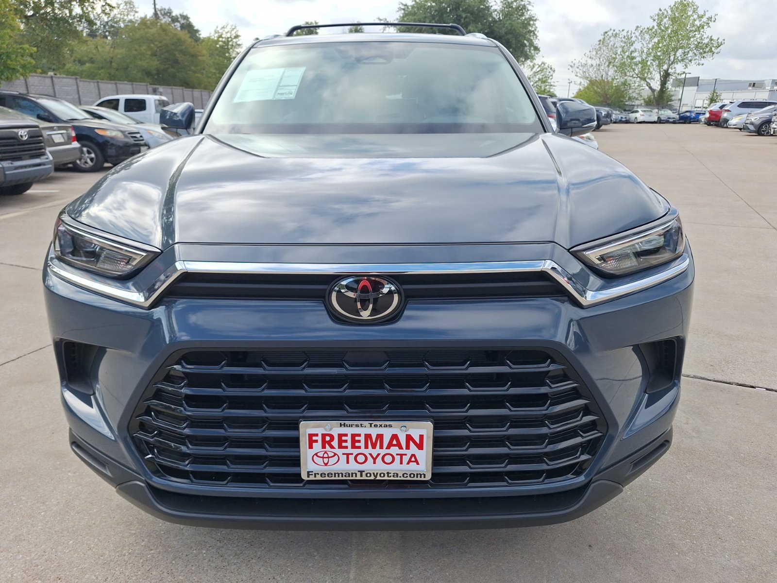 Used 2026 Toyota Grand Highlander FWD image 9