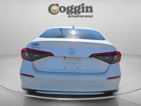 Certified 2022 Honda Civic LX image 4