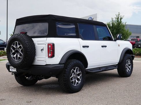 Used 2023 Ford Bronco Badlands AWD/4WD image 5