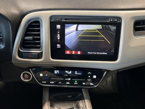 Used 2017 Honda HR-V EX-L image 6