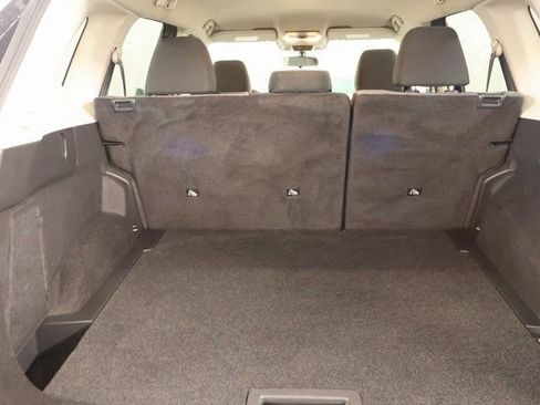 Used 2023 Nissan Rogue SV image 13