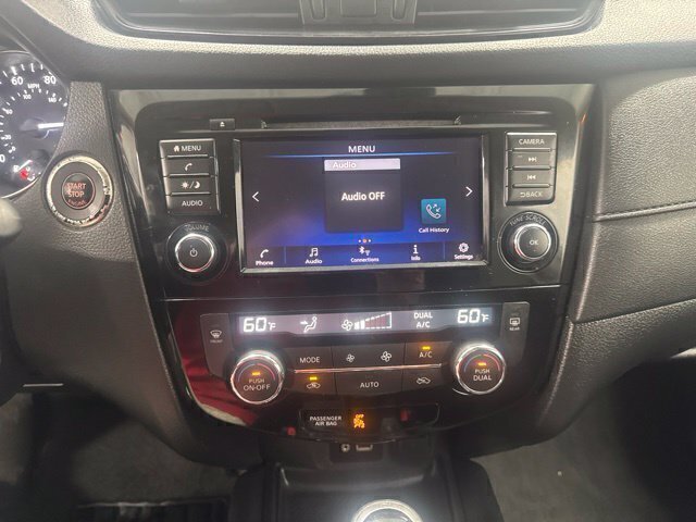 Used 2020 Nissan Rogue SV AWD/4WD image 15