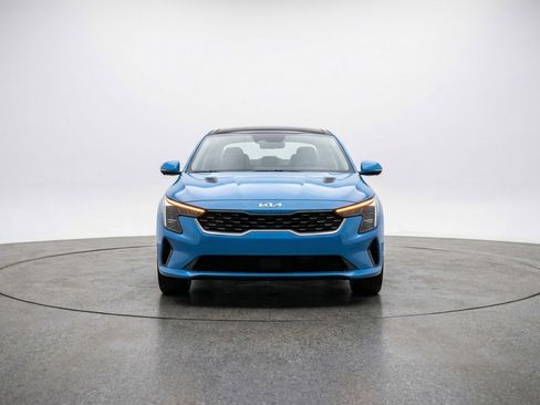 Used 2025 Kia K4 FWD image 2