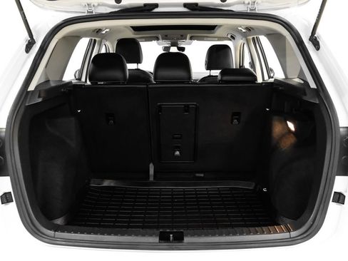 Used 2022 Volkswagen Taos SEL w/ Panoramic Sunroof Package image 55