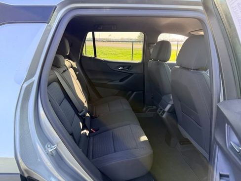 Certified 2025 Chevrolet Equinox LT image 9