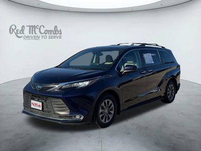 Used 2023 Toyota Sienna XLE