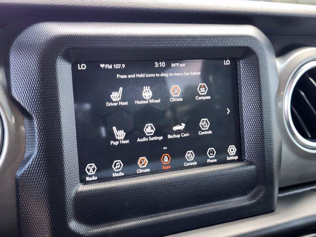 Used 2020 Jeep Gladiator Overland w/ Cold Weather Group AWD/4WD image 18