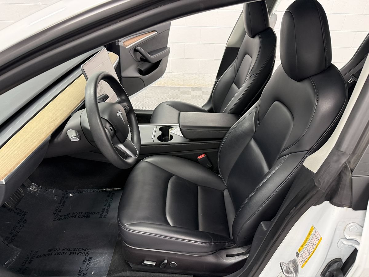 Used 2023 Tesla Model 3 Standard Range RWD image 10