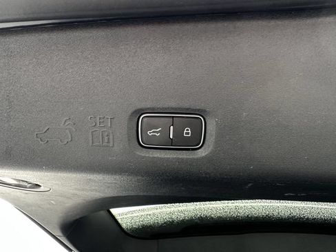 Certified 2025 Lincoln Navigator L Reserve AWD/4WD image 45