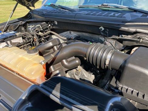 Used 2018 Ford F150 XLT w/ Equipment Group 302A Luxury image 30