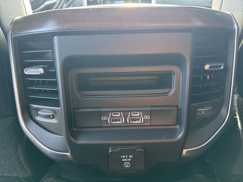 Used 2024 RAM 3500 Laramie image 44