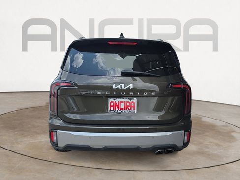 Used 2024 Kia Telluride SX FWD image 8