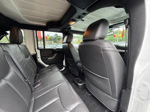 Used 2017 Jeep Wrangler Unlimited Sport w/ Quick Order Package 24S AWD/4WD image 22