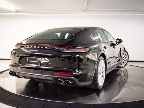 Certified 2023 Porsche Panamera image 7