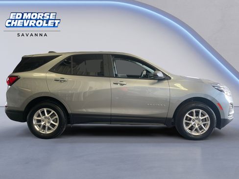 Used 2024 Chevrolet Equinox LS w/ LS Convenience Package AWD/4WD image 6