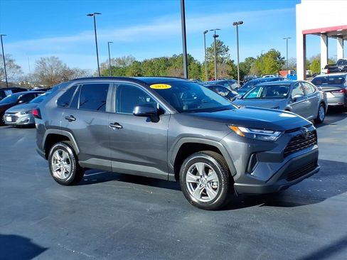 Used 2023 Toyota RAV4 XLE w/ Convenience Package image 1