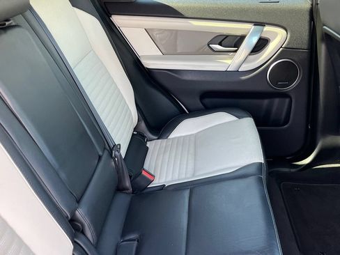 Used 2020 Land Rover Discovery Sport SE R-Dynamic AWD/4WD image 11
