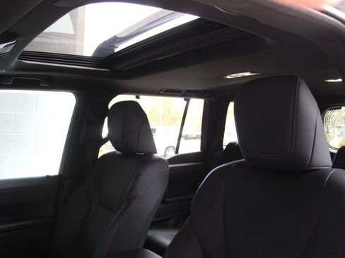 Used 2024 Lexus GX 550 w/ Accessory Package (2T) AWD/4WD image 34