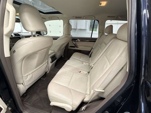 Used 2017 Lexus GX 460 Premium AWD/4WD image 12