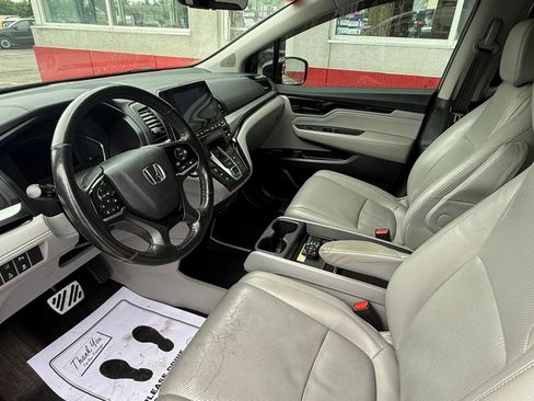 Used 2019 Honda Odyssey Elite image 6