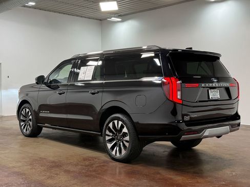 Used 2025 Ford Expedition Max Platinum w/ Driver's Package AWD/4WD image 5