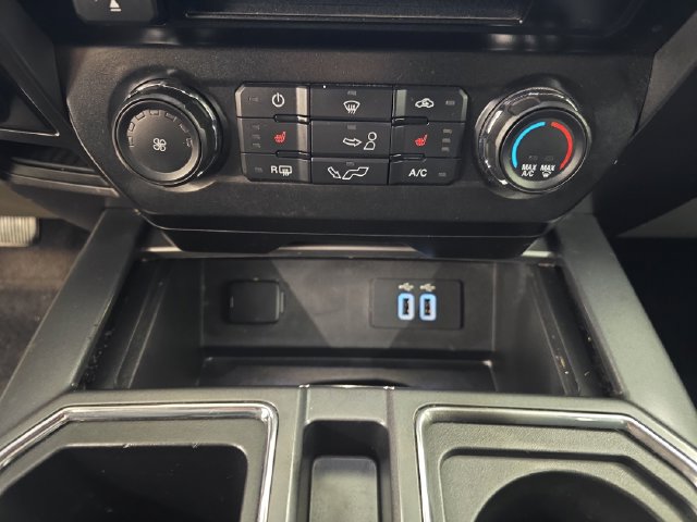 Used 2016 Ford F150 XLT w/ Equipment Group 302A Luxury AWD/4WD image 28