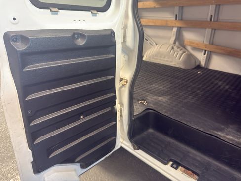 Used 2020 GMC Savana 2500 w/ Driver Convenience Package image 22