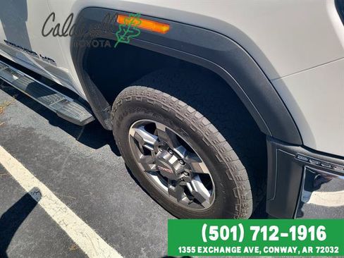 Used 2025 GMC Sierra 2500 SLT w/ SLT Premium Package AWD/4WD image 3