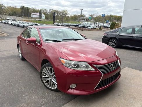 Used 2013 Lexus ES 350 w/ Luxury Pkg FWD image 4