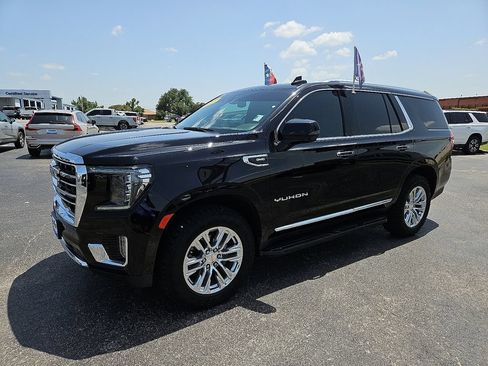 Used 2022 GMC Yukon SLT w/ SLT Luxury Package AWD/4WD image 2