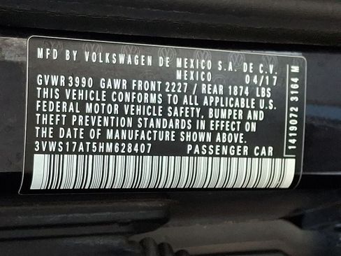 Used 2017 Volkswagen Beetle 1.8T Dune FWD image 25