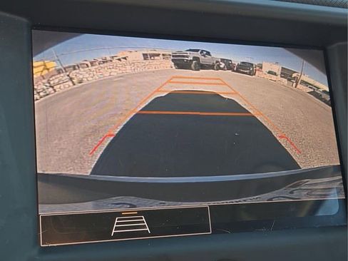 Used 2021 Chevrolet TrailBlazer LT image 28