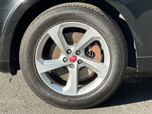 Used 2023 Jaguar F-PACE S image 13