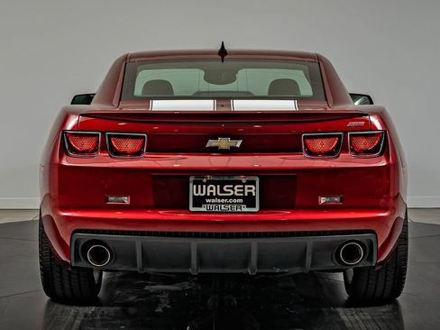 Used 2010 Chevrolet Camaro SS w/ RS Package RWD image 6