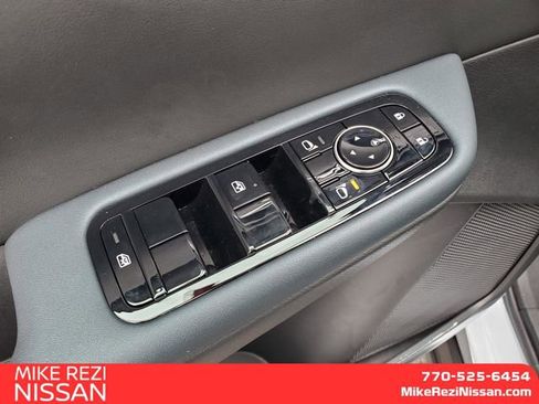 New 2026 Nissan Leaf Platinum+ w/ Cargo Package (Platinum+) FWD image 12