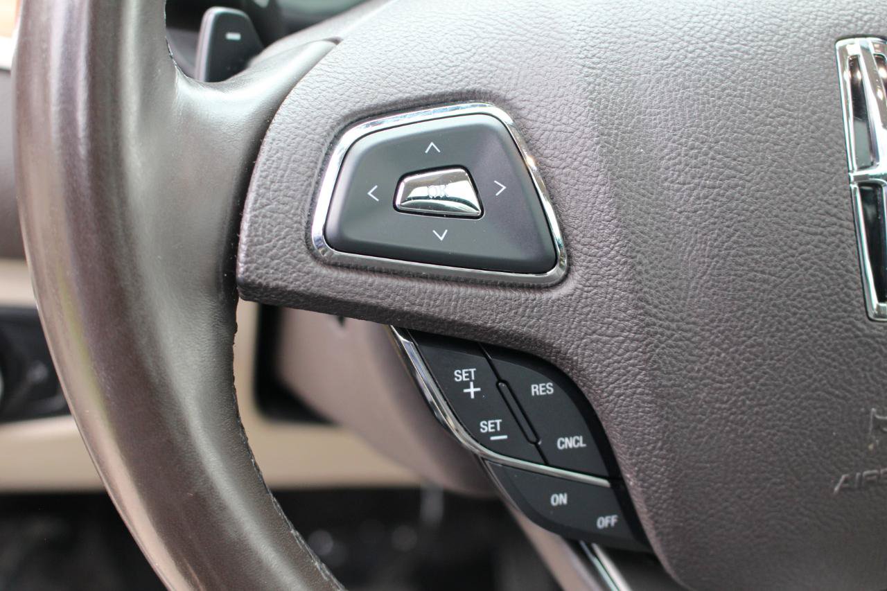 Used 2018 Lincoln MKC Select w/ Lincoln MKC Climate Package AWD/4WD image 19