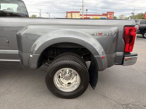Used 2022 Ford F350 XL w/ Power Equipment Group AWD/4WD image 6