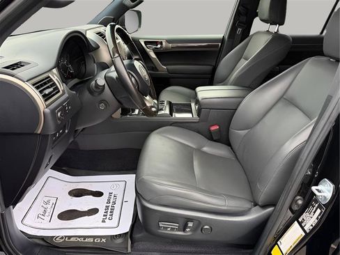 Used 2020 Lexus GX 460 Premium w/ Premium Package AWD/4WD image 19