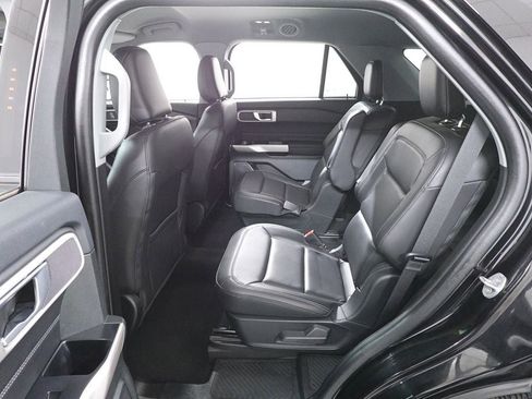 Certified 2023 Ford Explorer XLT w/ Equipment Group 202A image 23