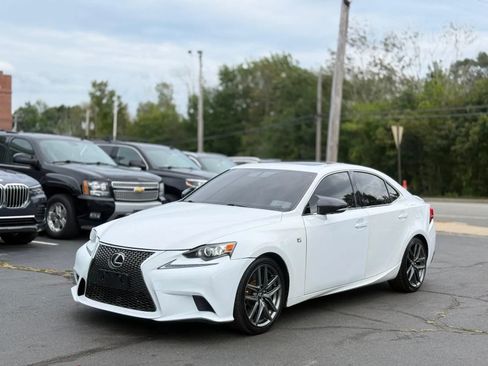 Used 2016 Lexus IS 300 AWD w/ F Sport Package image 4