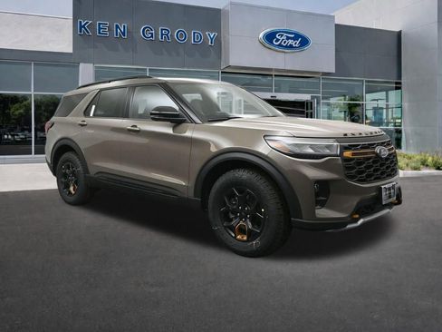 New 2026 Ford Explorer Tremor AWD/4WD image 1