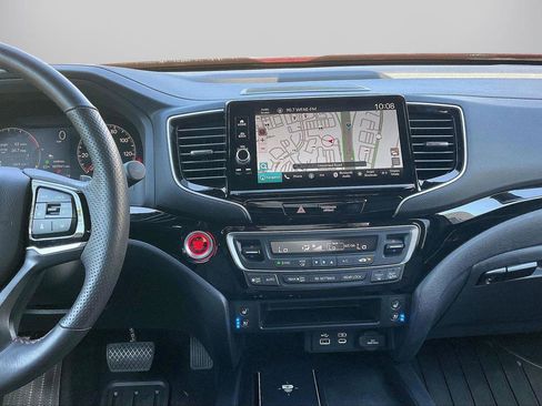 Used 2025 Honda Ridgeline Black Edition image 13
