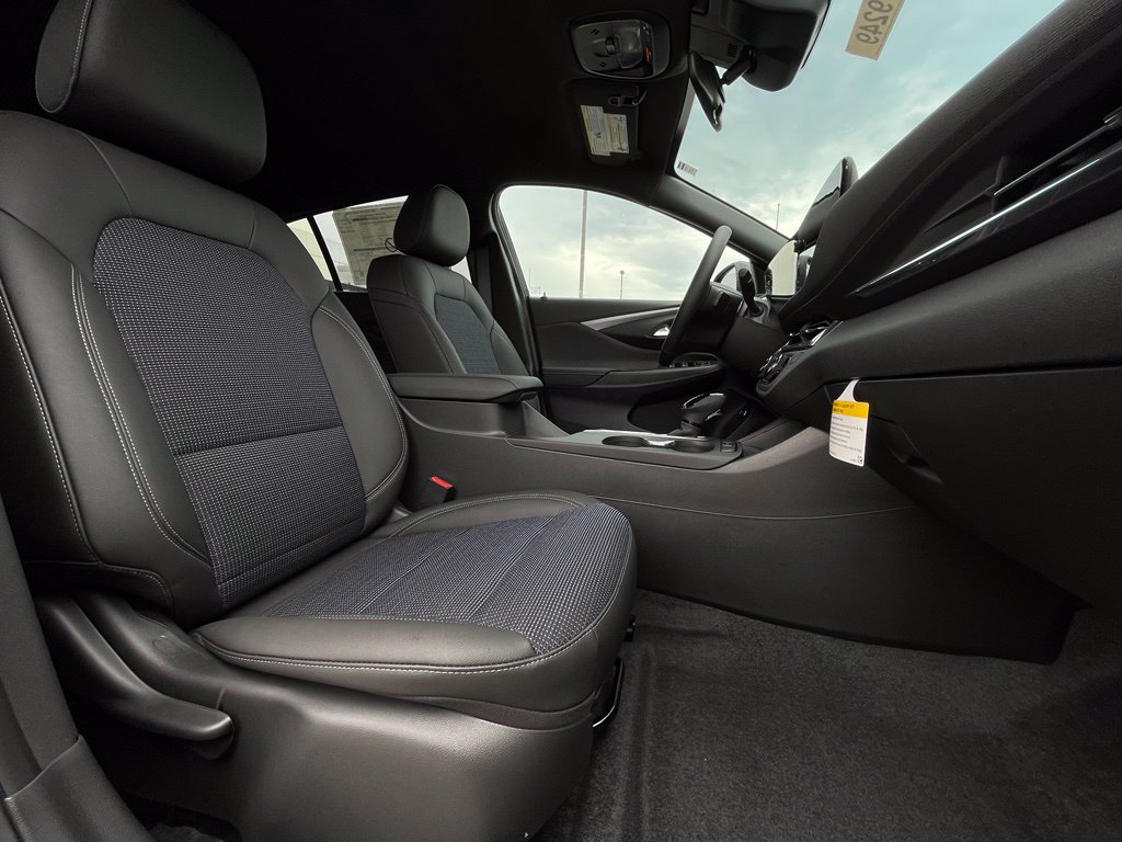 New 2026 Buick Envista Sport Touring w/ Convenience I Package FWD image 29