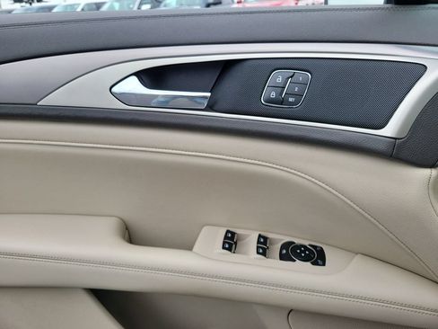 Used 2019 Lincoln MKZ Premiere AWD/4WD image 20