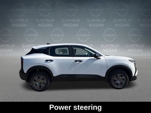 Used 2026 Nissan Kicks S FWD image 7