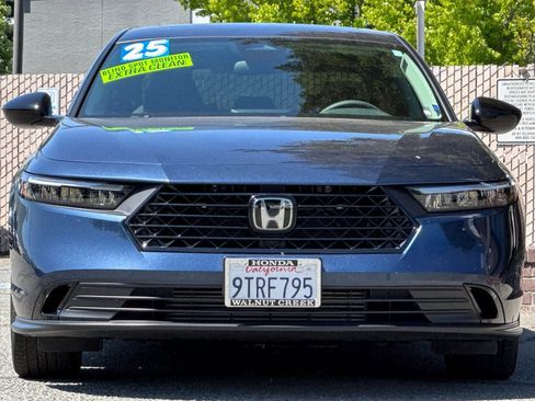 Used 2025 Honda Accord SE image 6