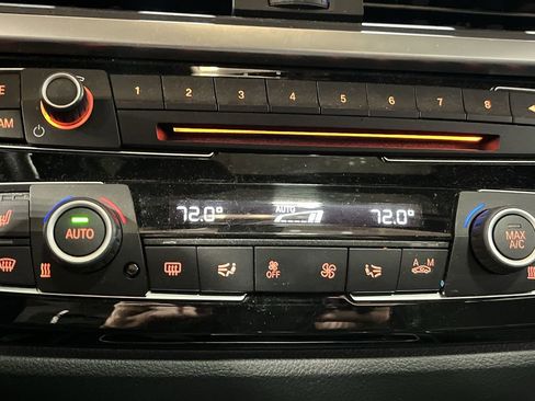 Used 2017 BMW 330i xDrive Sedan image 19