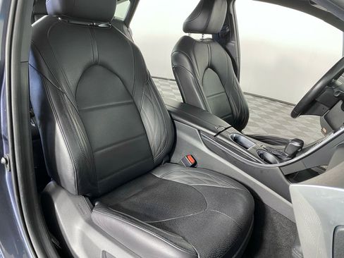 Used 2021 Toyota Avalon Limited w/ Advanced Safety Package FWD image 14