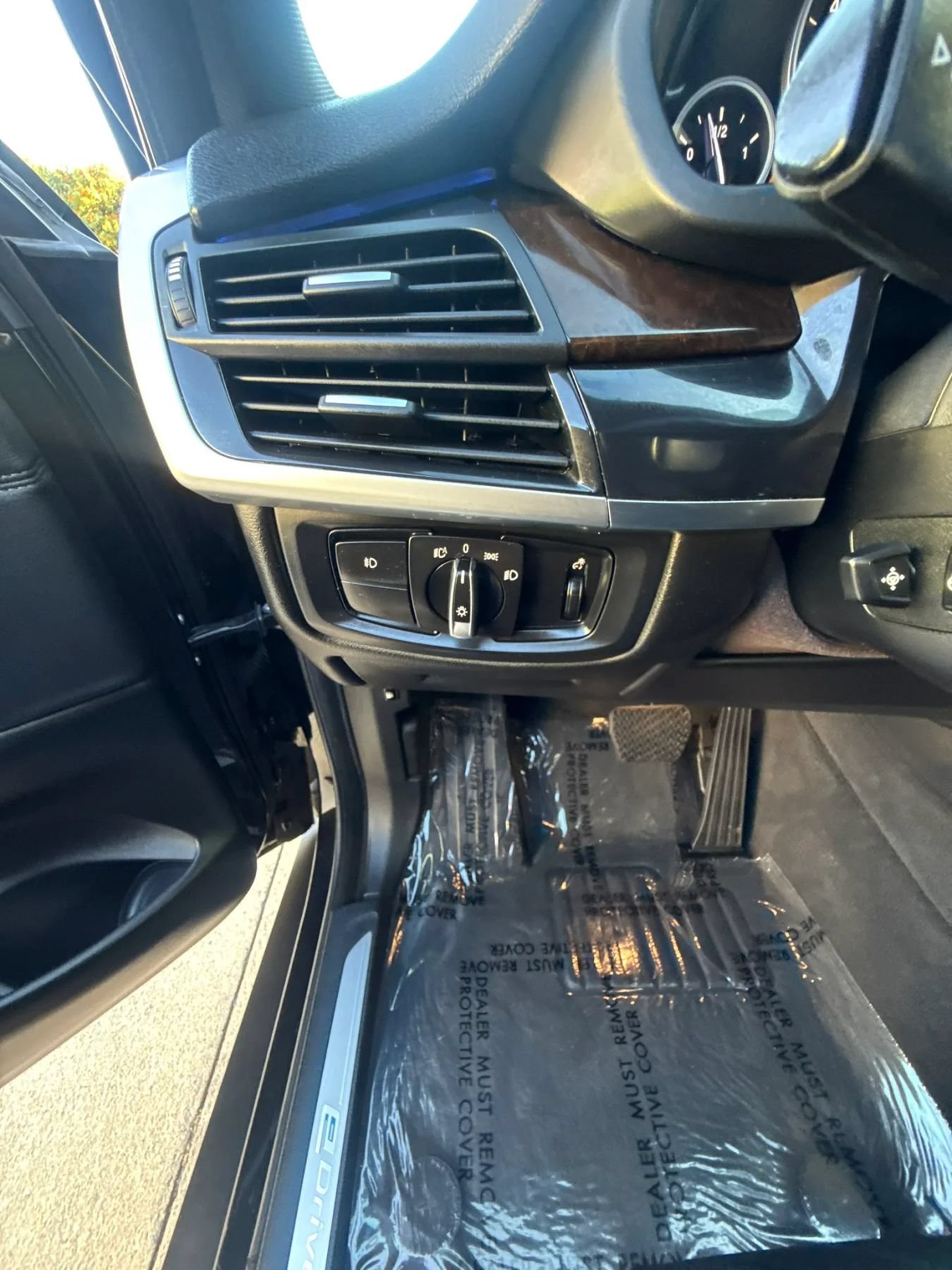 Used 2018 BMW X5 xDrive40e AWD/4WD image 29